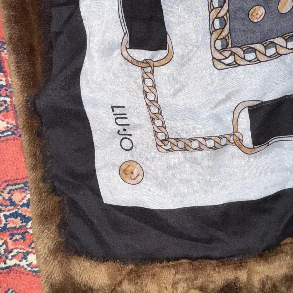 Liu Jo HUGE 49” Square Ultra Lightweight Scarf in‎ PRISTINE CONDITION